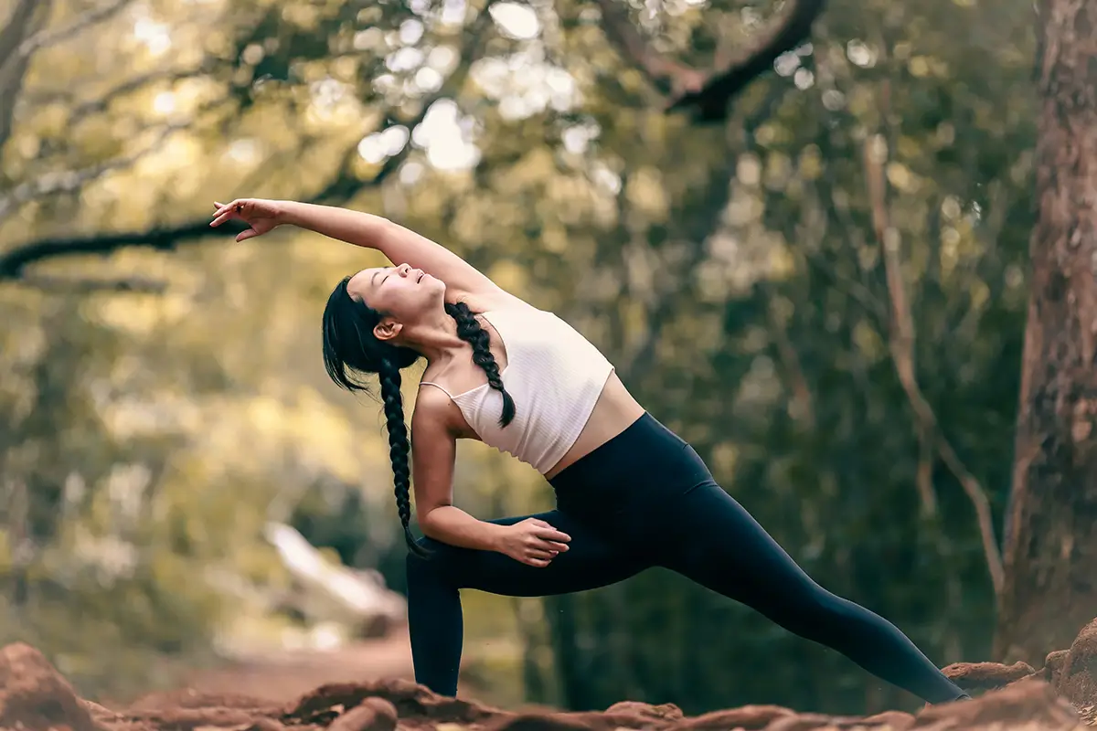 Massage-vs-Stretching Mobile Massage Near Me vs Stretching: Which Is Better for Tight Muscles?